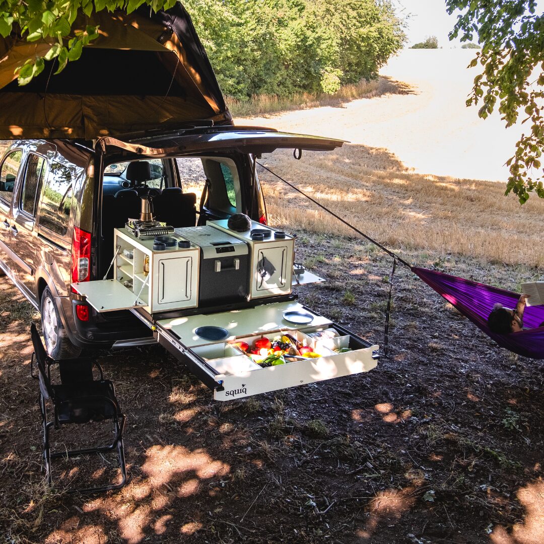 squiq Traveler max Kofferraumauszug Campingbox